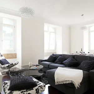 https://feels-like-home-baixa-elegant-apartment.hotels-lisbon-portugal.com
